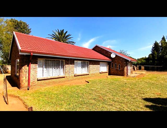 3 BEDROOM HOUSE FOR SALE IN WALDRIFT